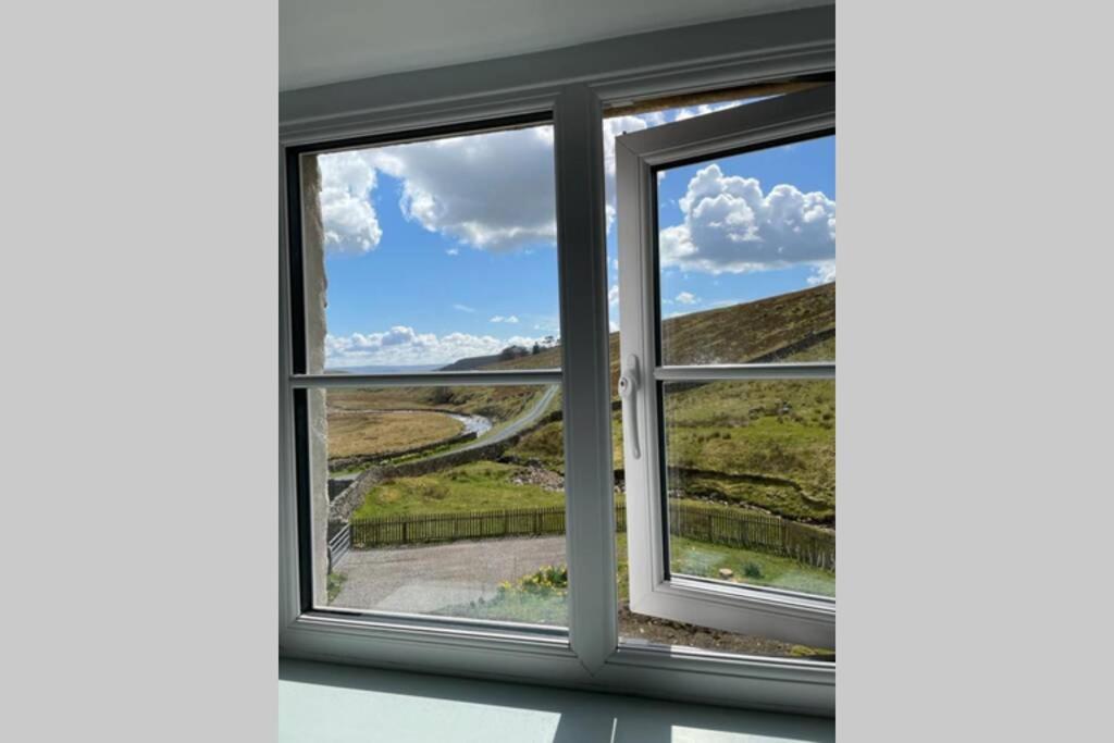 Kingsdale Head Cottage Weathercote Extérieur photo